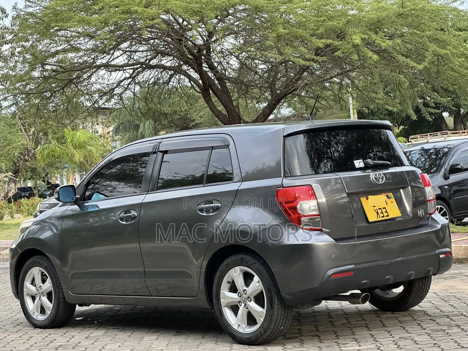Toyota IST 2007 Gray