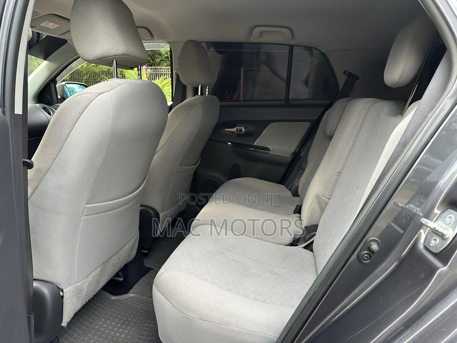 Toyota IST 2007 Gray