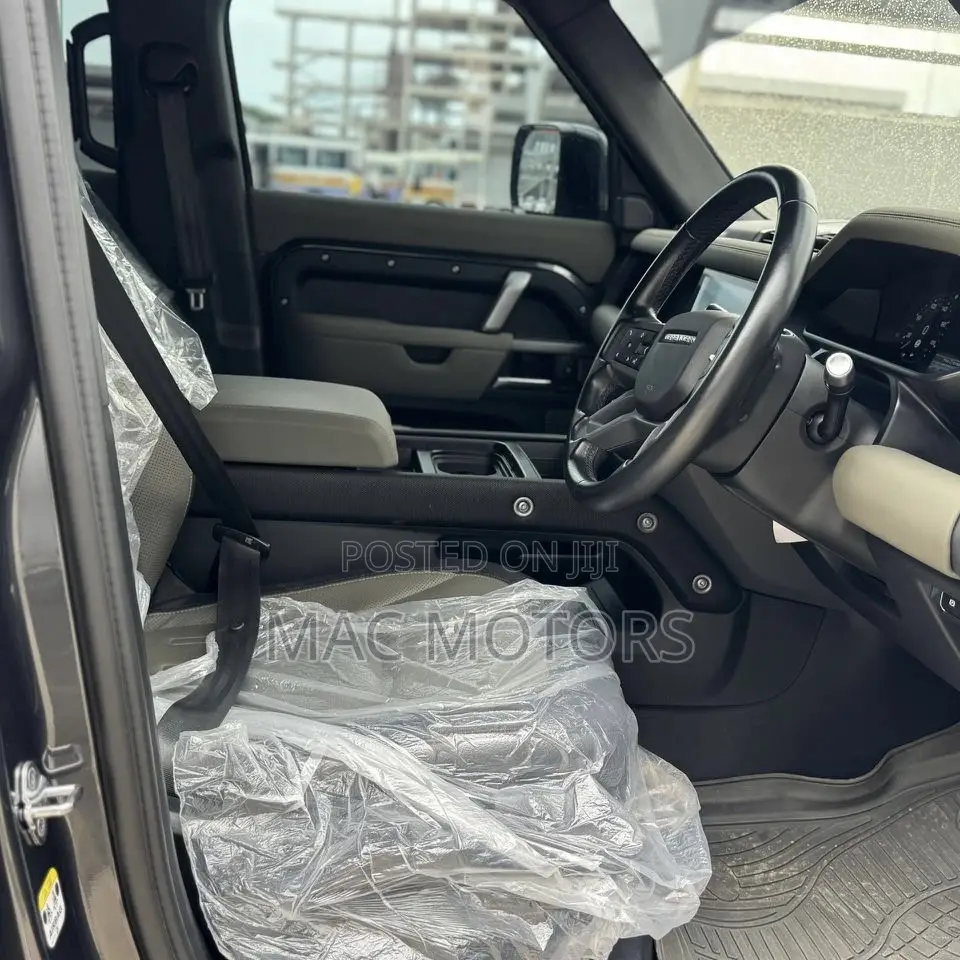 Land Rover Defender X-Dynamic HSE 2022 Gray