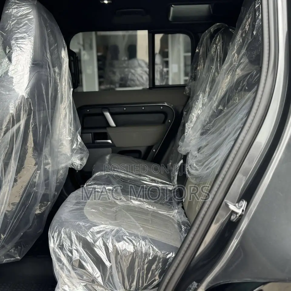 Land Rover Defender X-Dynamic HSE 2022 Gray