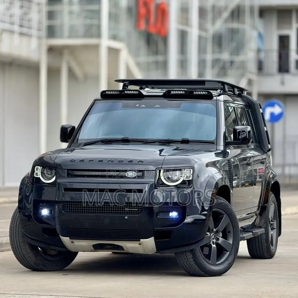 Land Rover Defender X-Dynamic HSE 2022 Gray