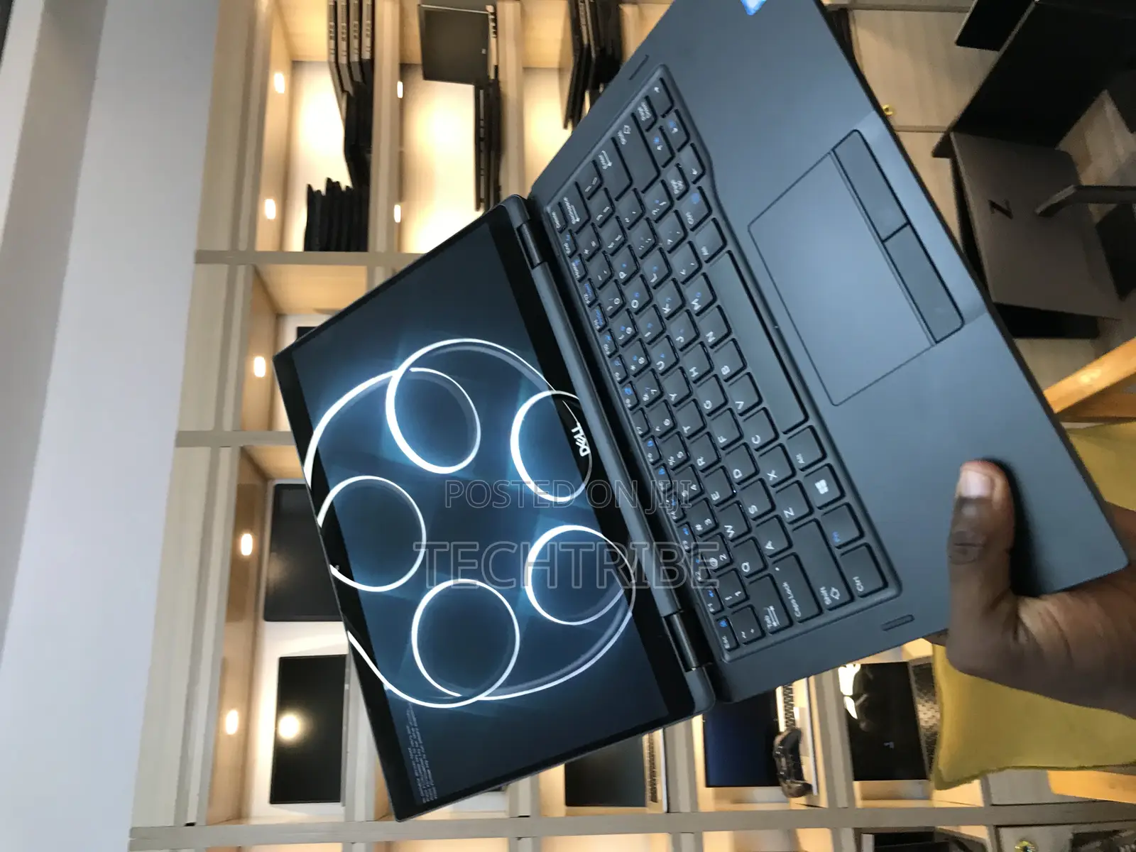 New Laptop Dell Latitude 7390 8GB Intel Core i5 SSD 256GB