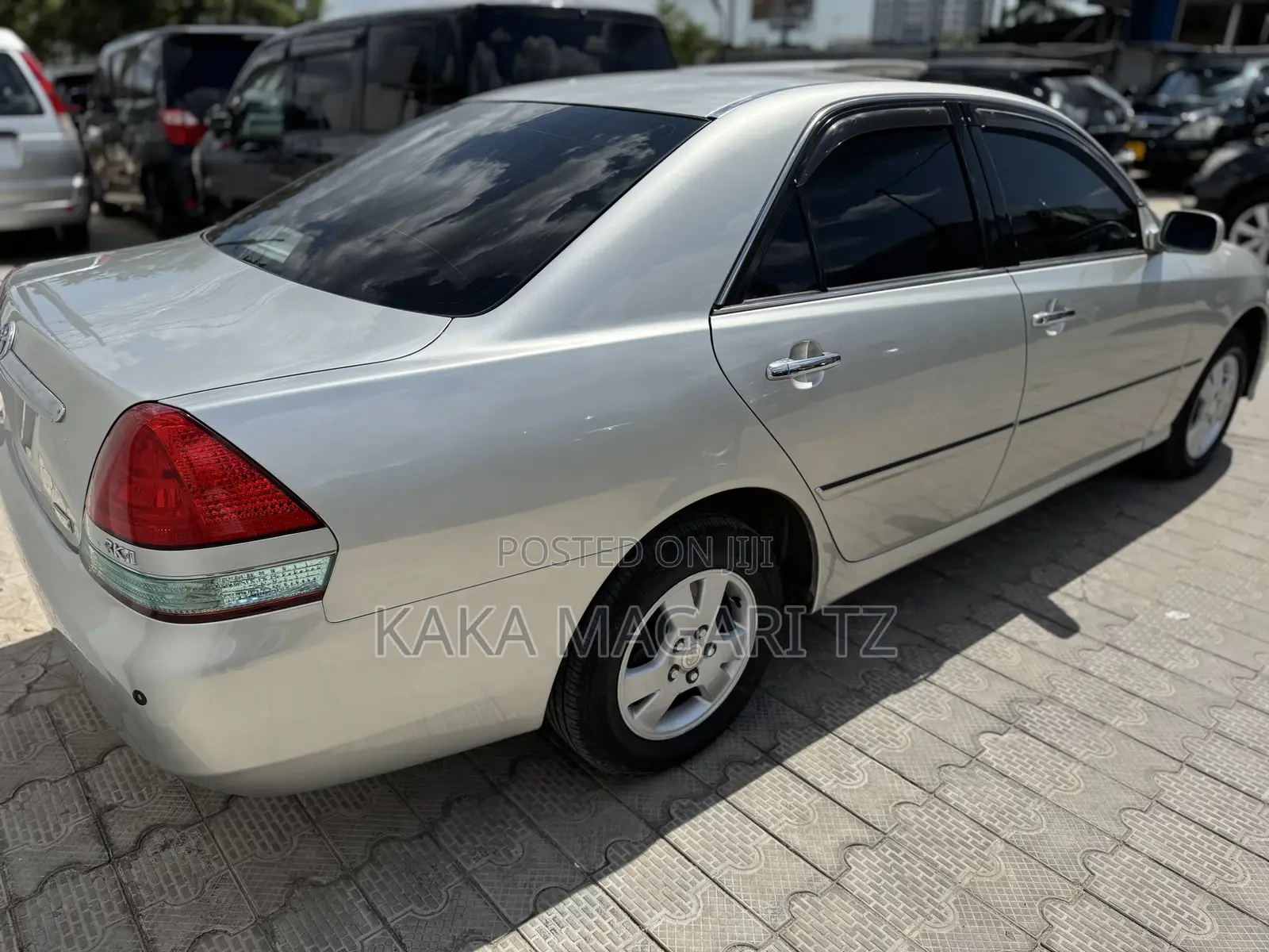 Toyota Mark II 2002 Silver