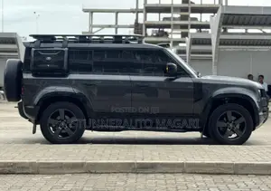 New Land Rover Defender 2022 Gray