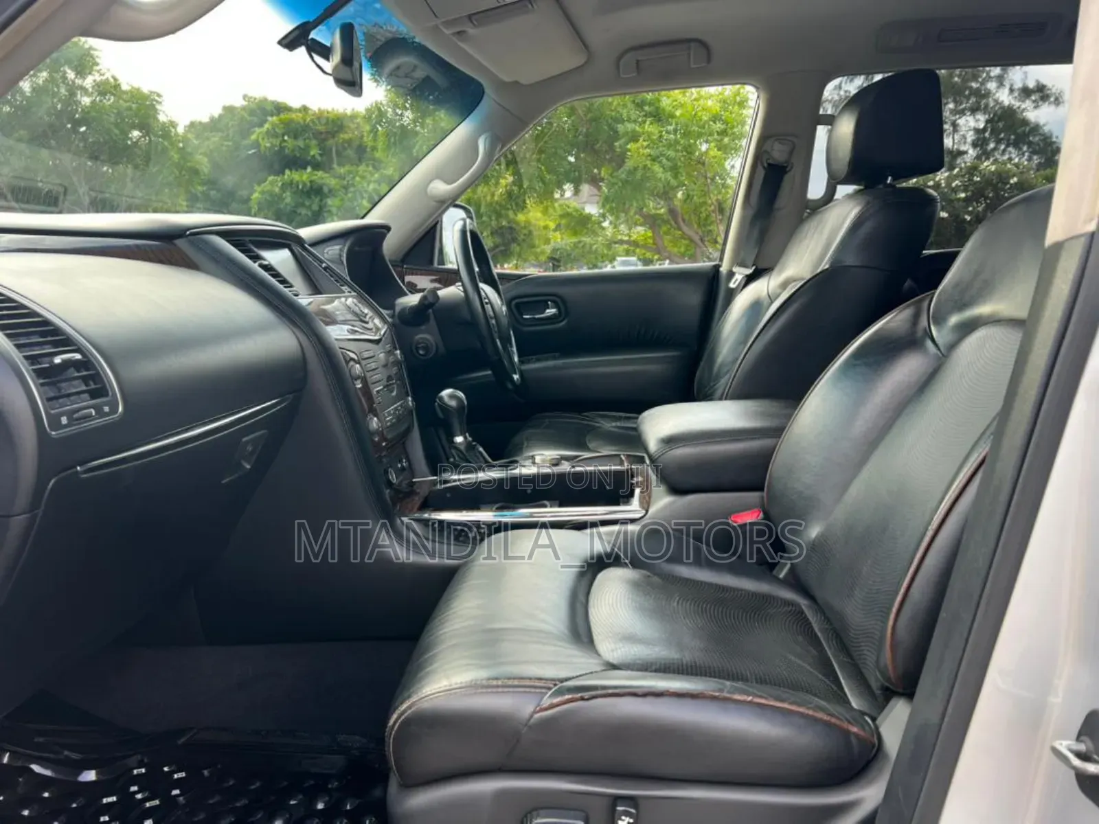 Nissan Patrol 2015 Silver