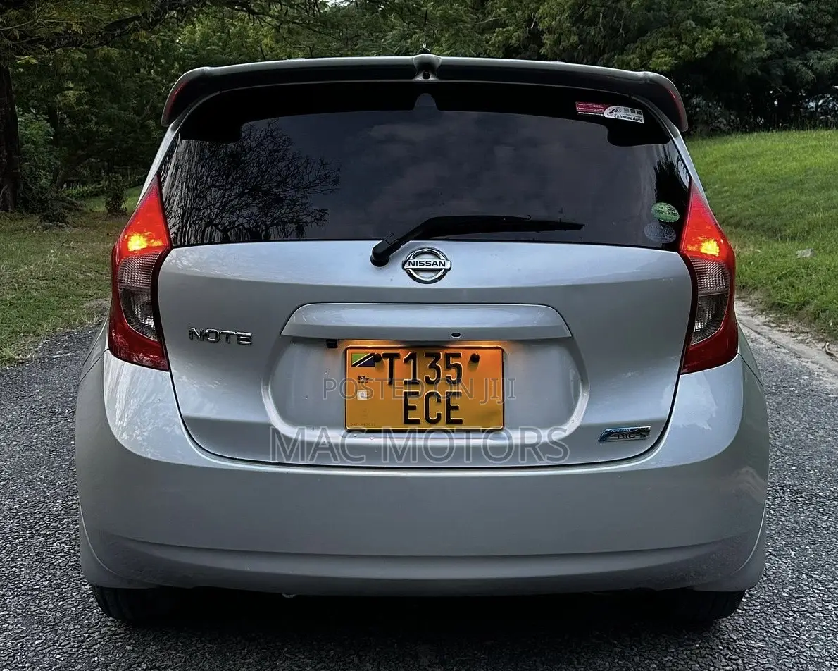 Nissan Note 1.2 Petrol 2013 Silver