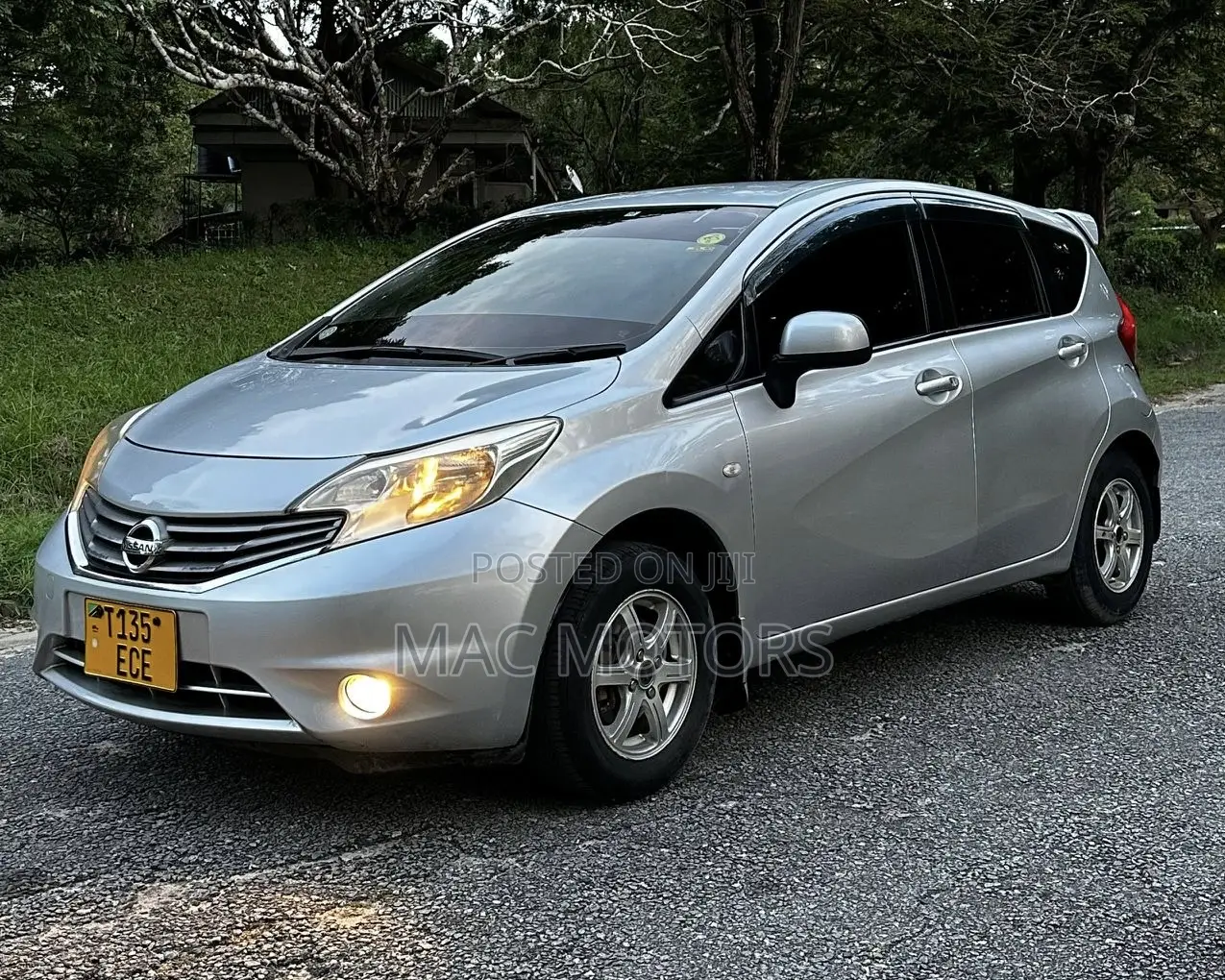 Nissan Note 1.2 Petrol 2013 Silver