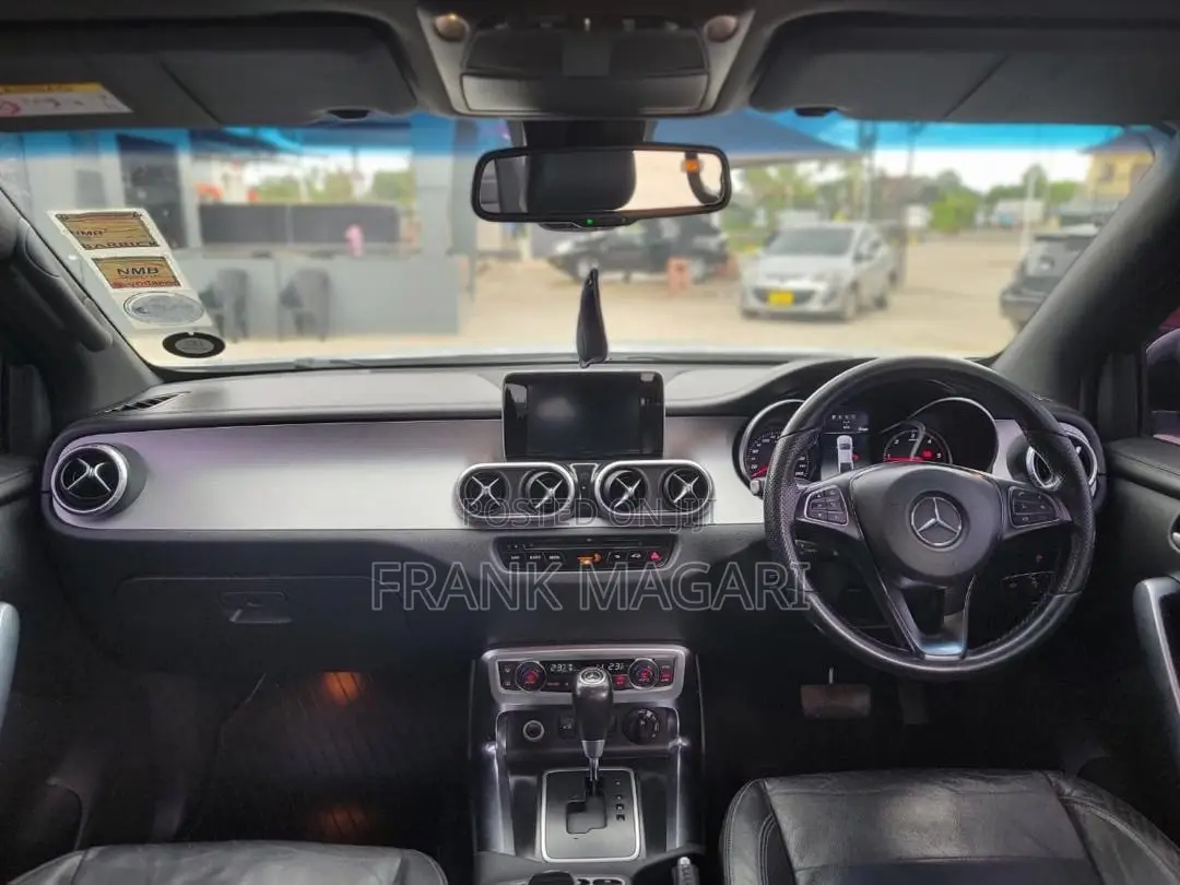 Mercedes-Benz X Class 2017 White