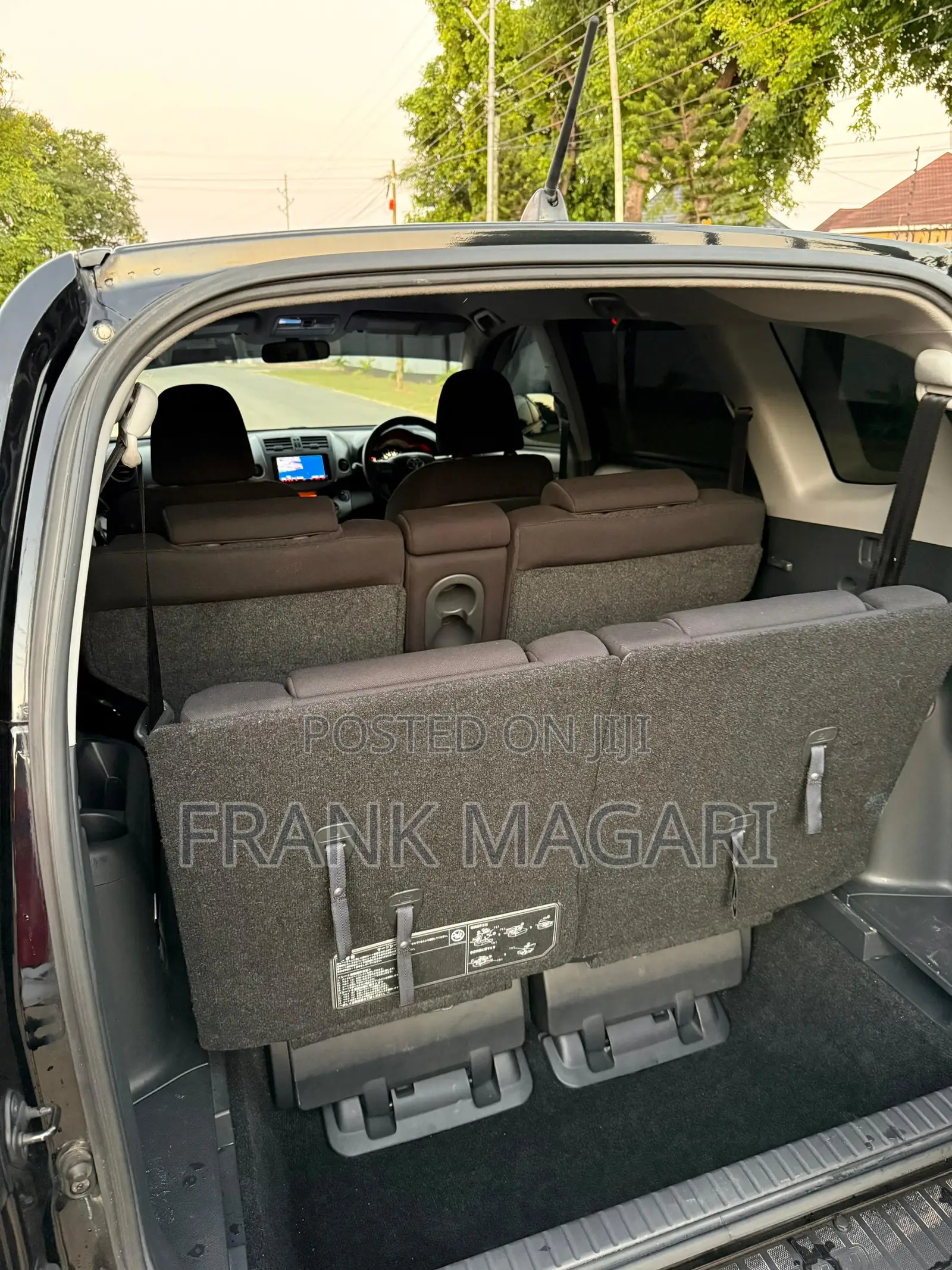 Toyota Vanguard 2011 Black