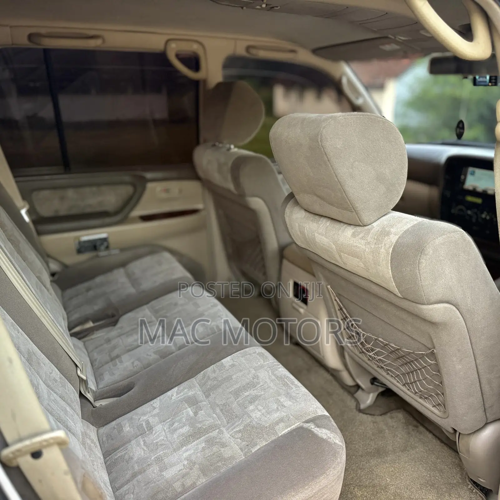 Toyota Land Cruiser HDJ 100 2001 Black