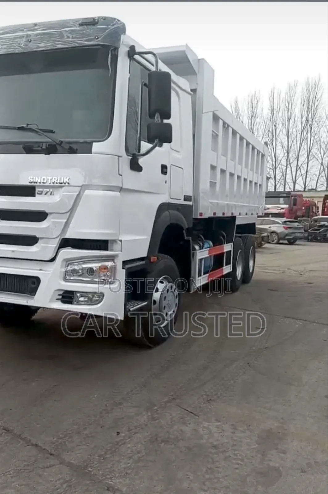 Dupper Truck