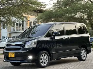 Toyota Noah 2007 Black