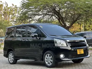 Toyota Noah 2007 Black