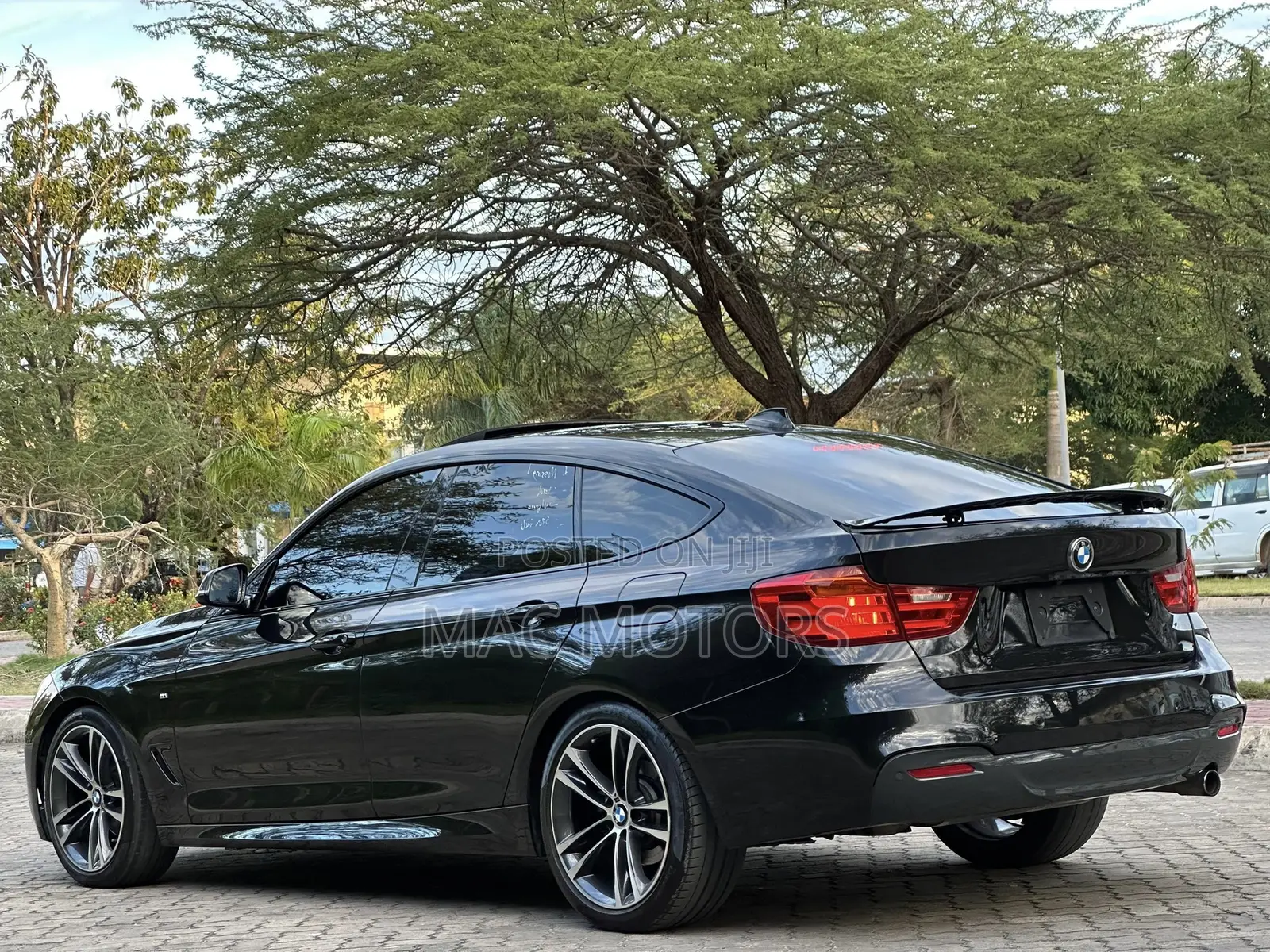 BMW G-Series 2013 Black