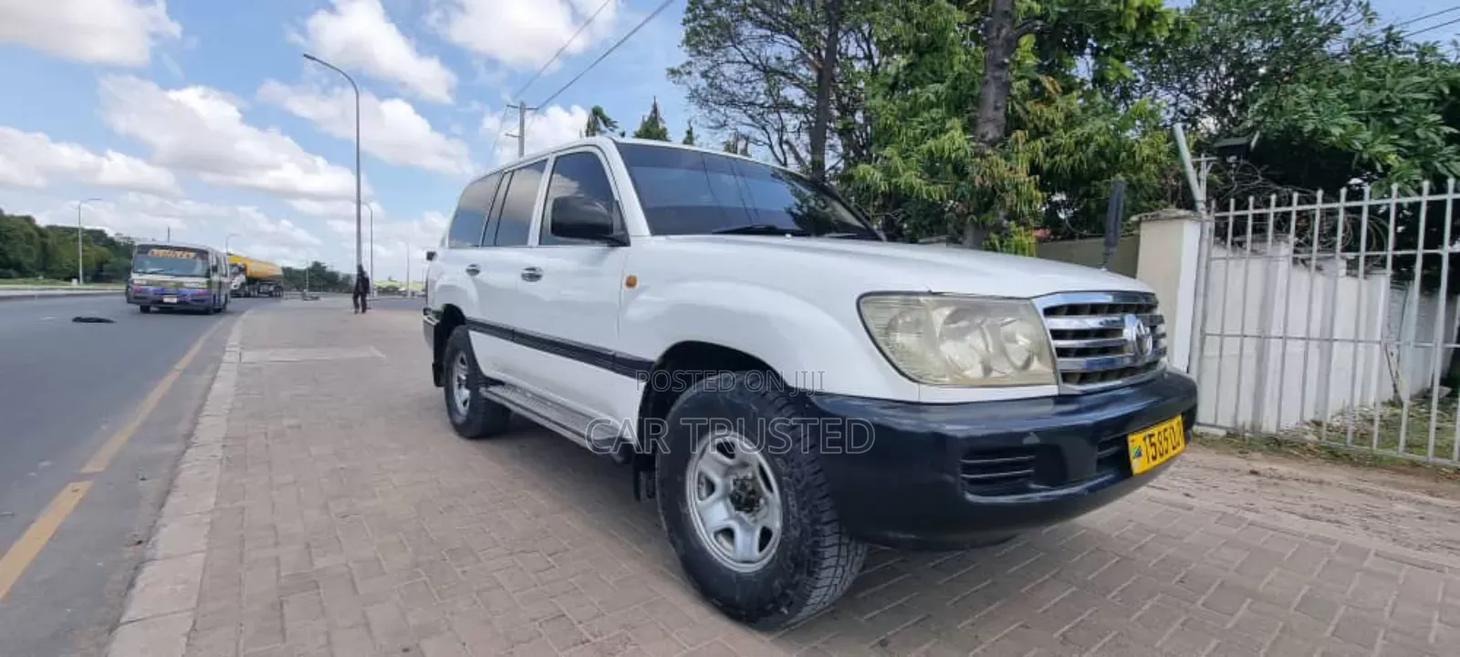 Toyota Land Cruiser 100 4.2 TD 2004 White