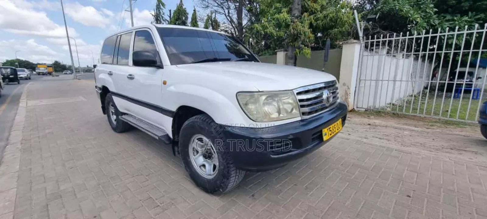 Toyota Land Cruiser 100 4.2 TD 2004 White