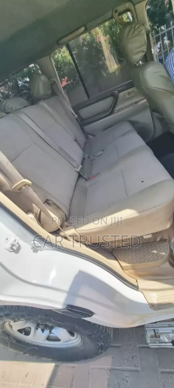 Toyota Land Cruiser 100 4.2 TD 2004 White