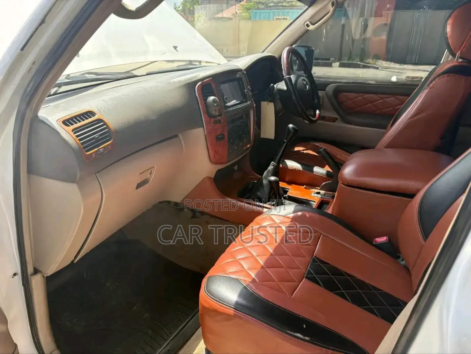 Toyota Land Cruiser HDJ 100 2003 White