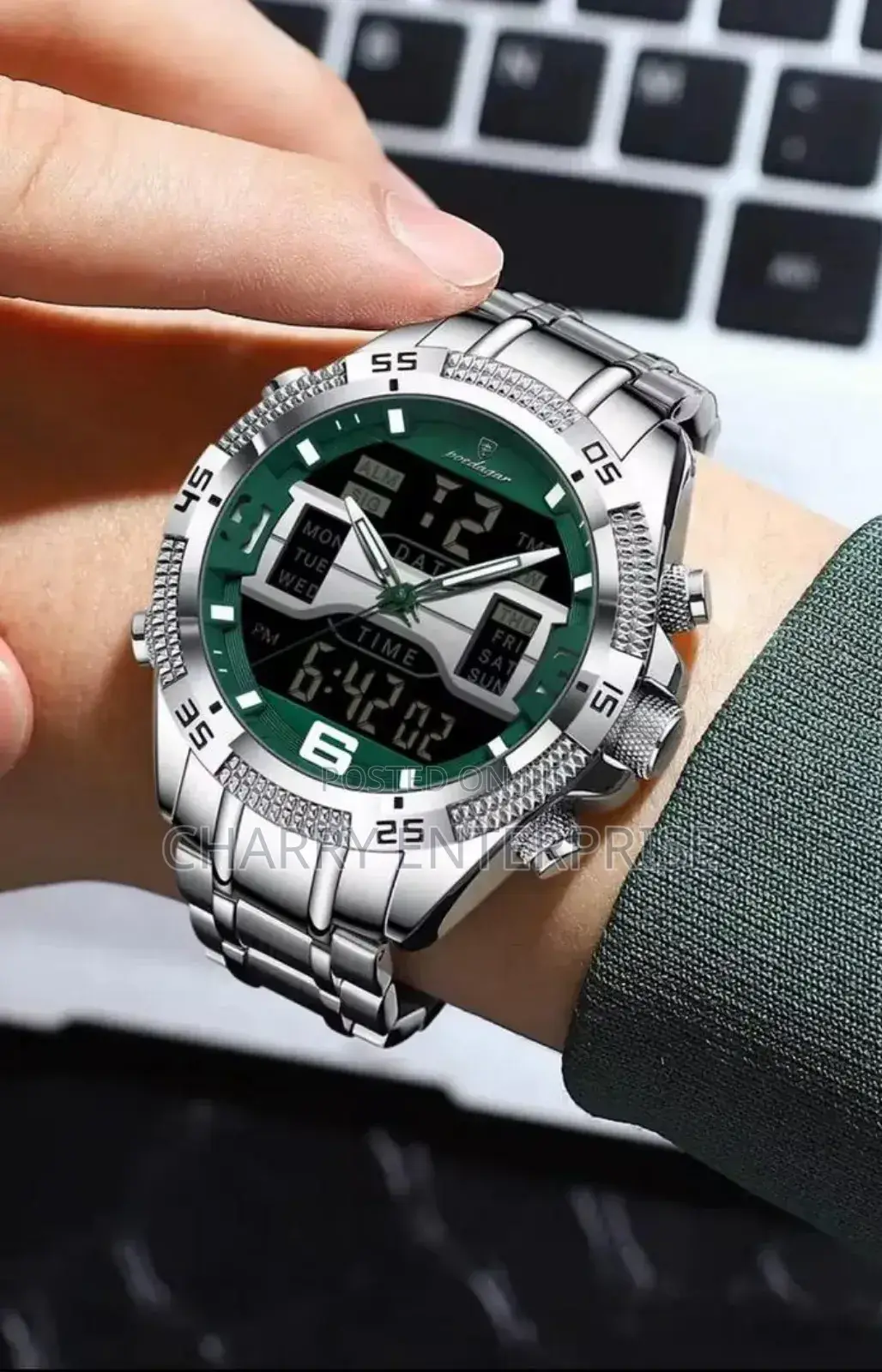 Original Poedagar Watch
Ina Tareh Mwezi Na Siku
Waterproof