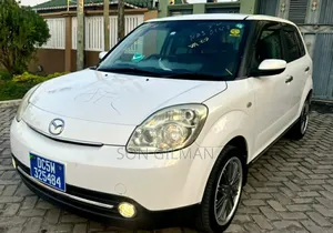 Mazda Verisa 2011 Pearl