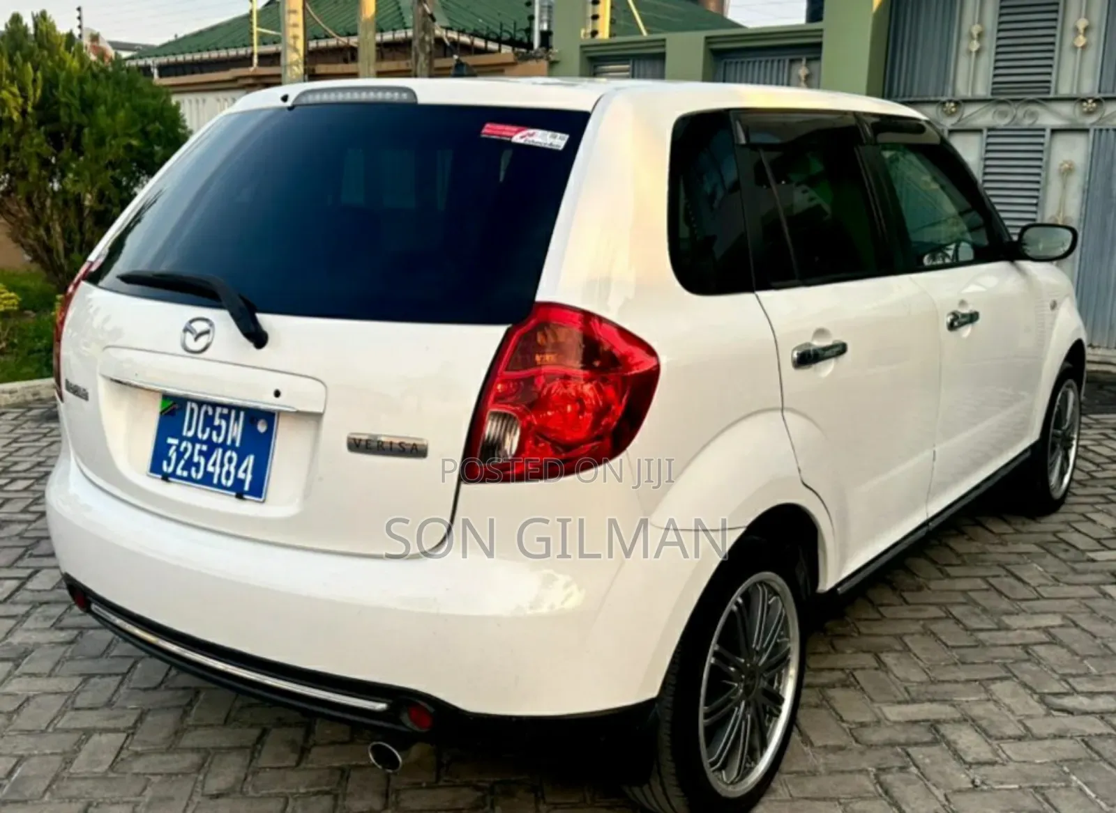 Mazda Verisa 2011 Pearl