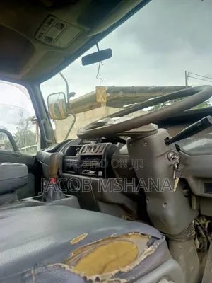 Fuso Tipa Engine 17