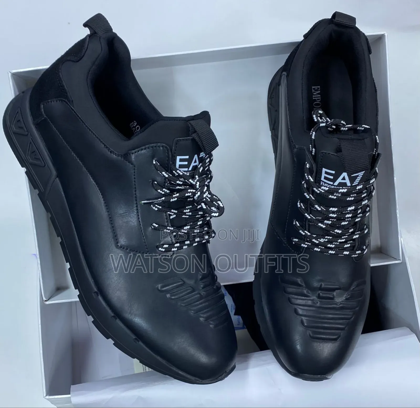 Men's Emporio Armani Leather Materials Sneakers or Shoes