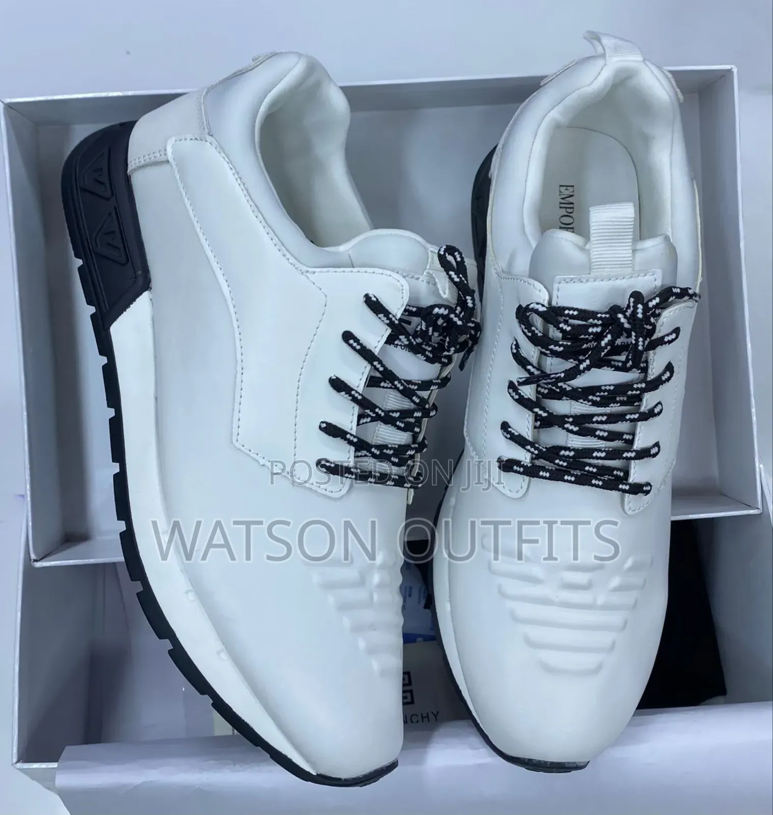 Men's Emporio Armani Leather Materials Sneakers or Shoes