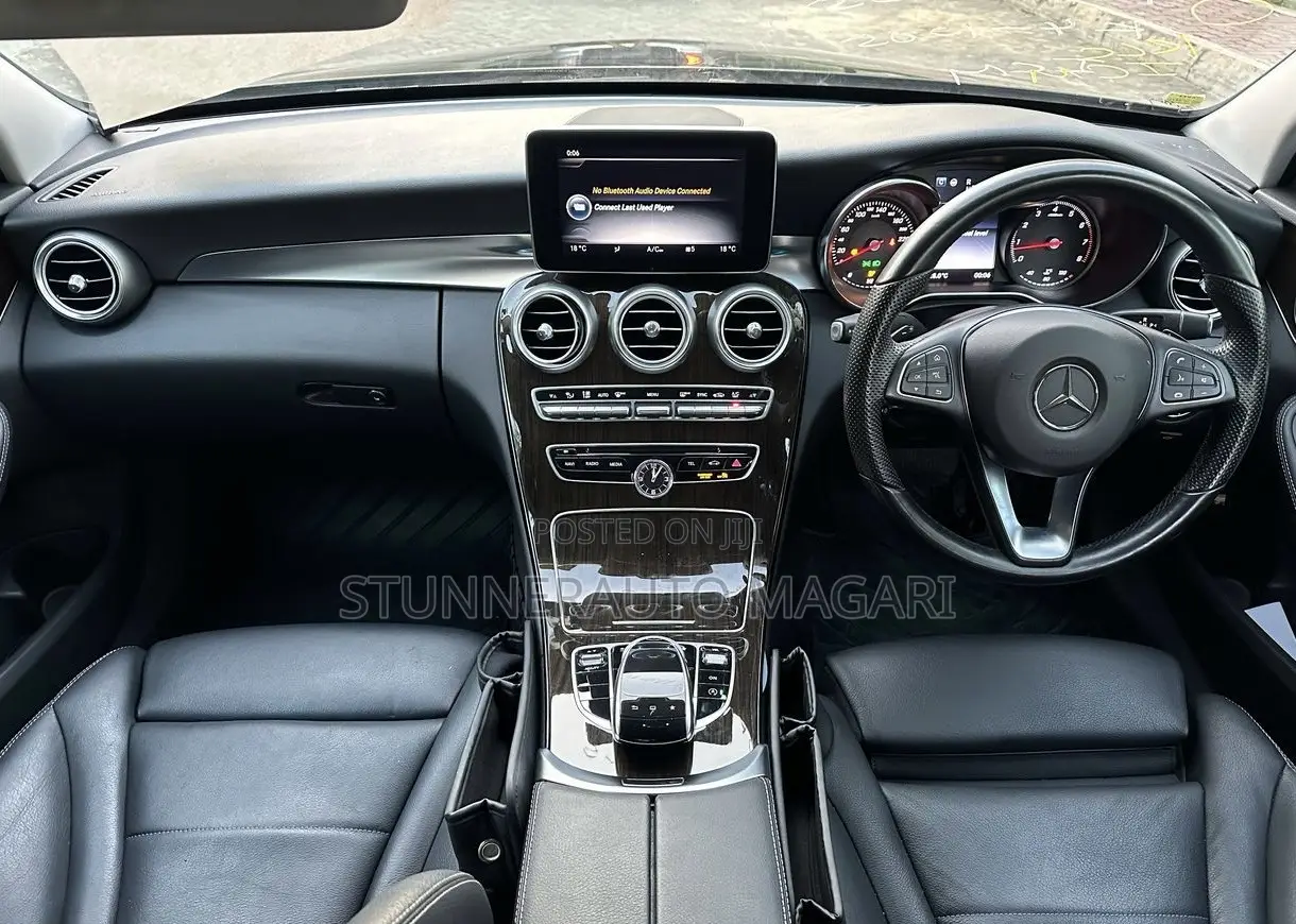 Mercedes-Benz C200 2014 Black