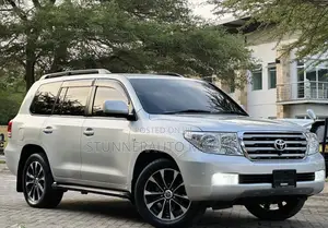Toyota Land Cruiser 2009 Silver