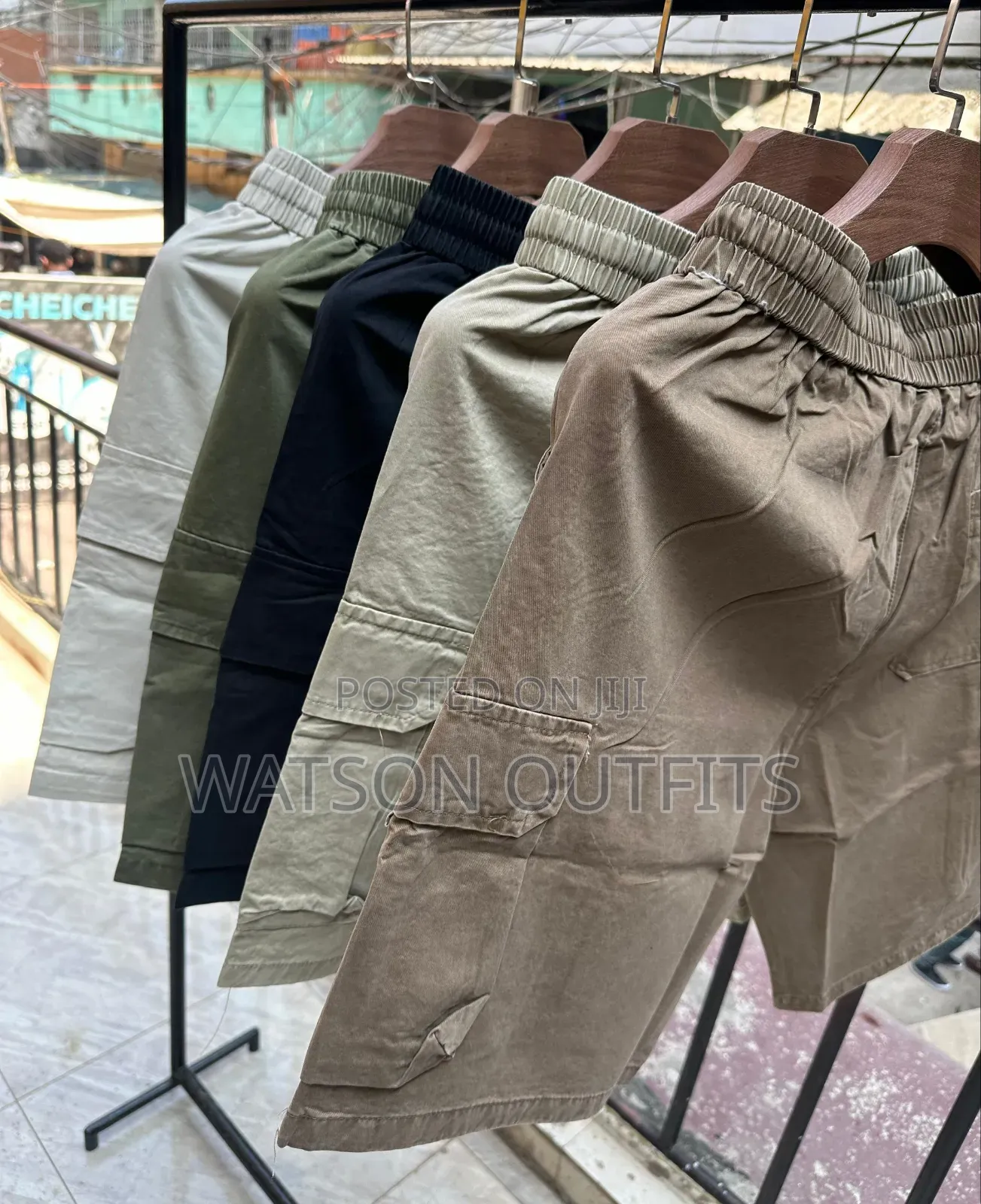 Men's Combats Shorts With Exciting Quality