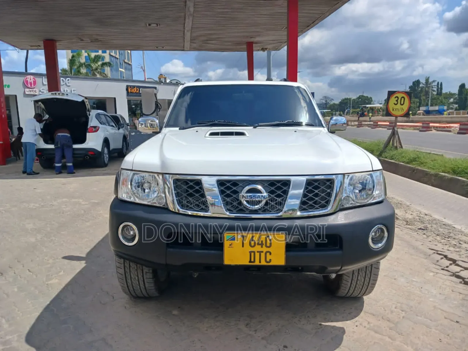 Nissan Patrol 2008 White