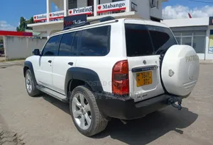 Nissan Patrol 2008 White