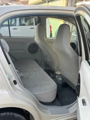 Toyota Passo 2012 Beige