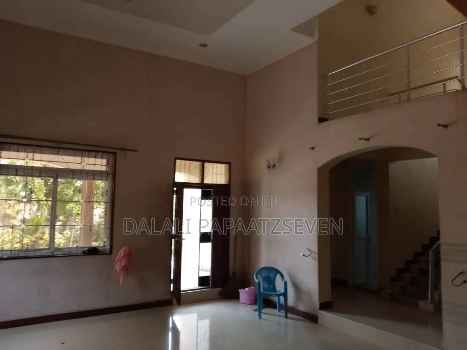 5bdrm House in Dalalipapaatzseven, Bunju for rent