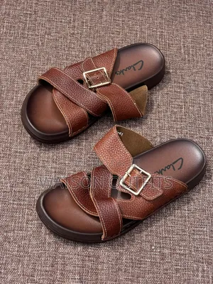 Men's Typical Leather Materials Sandals With Decorated Clark