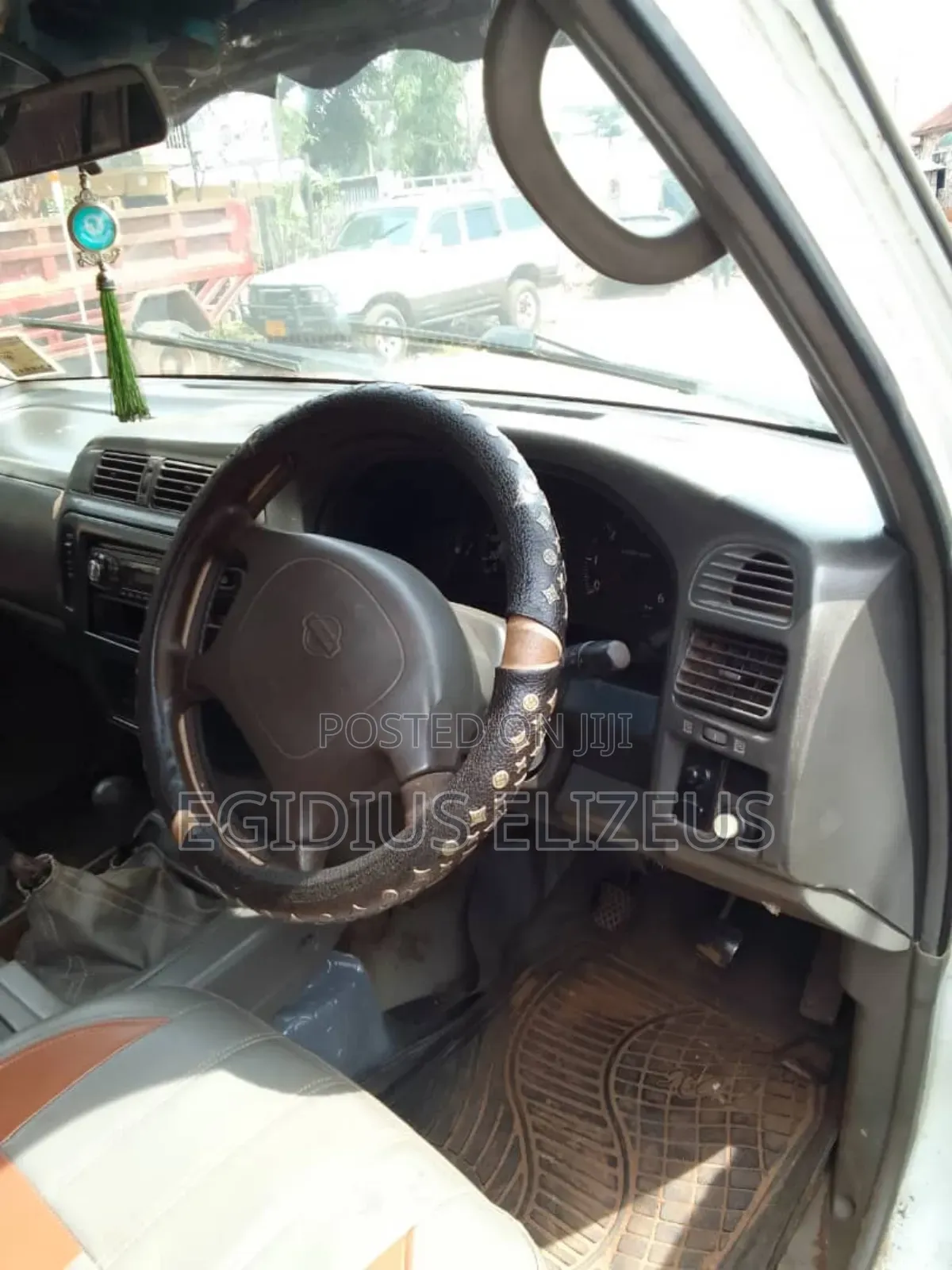 Nissan Patrol 2002 White
