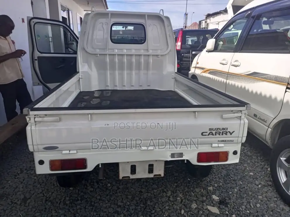 Suzuki Carry Manual Mpya(Chasis) Unregistered.