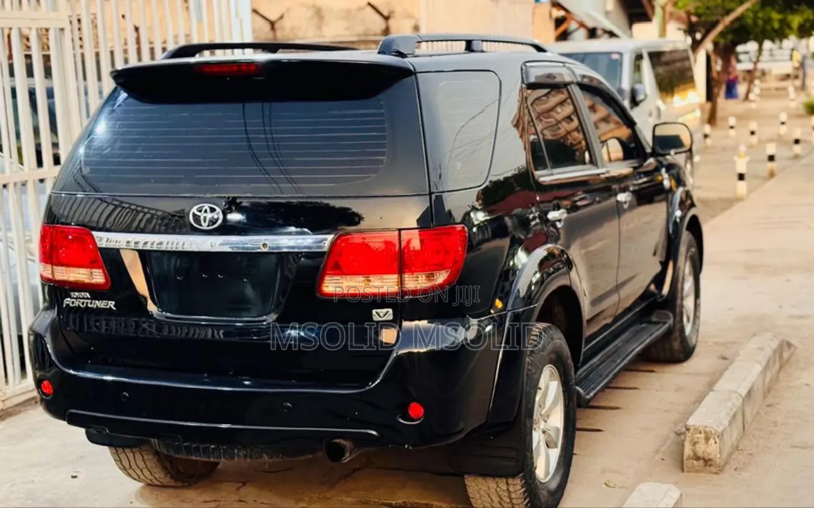 Toyota Fortuner 2005 Black