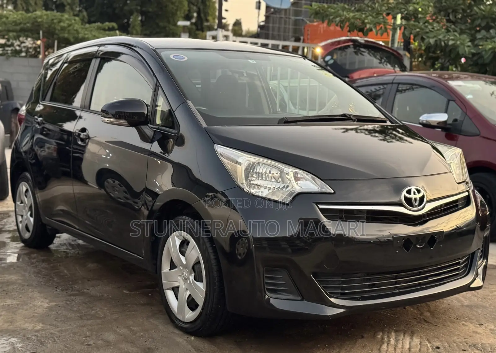 Toyota Ractis 2014 Black