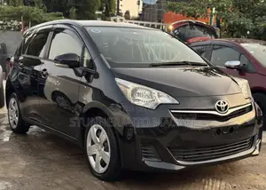 Toyota Ractis 2014 Black