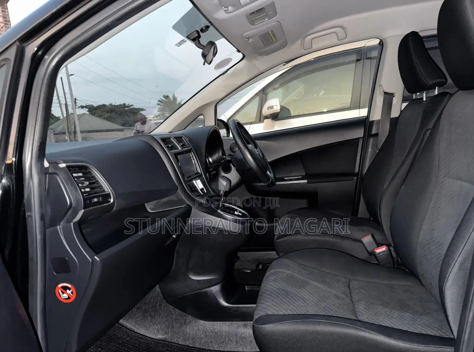 Toyota Ractis 2014 Black