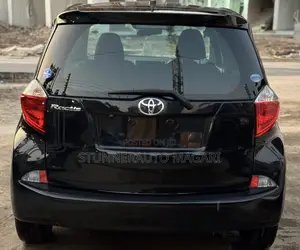 Toyota Ractis 2014 Black