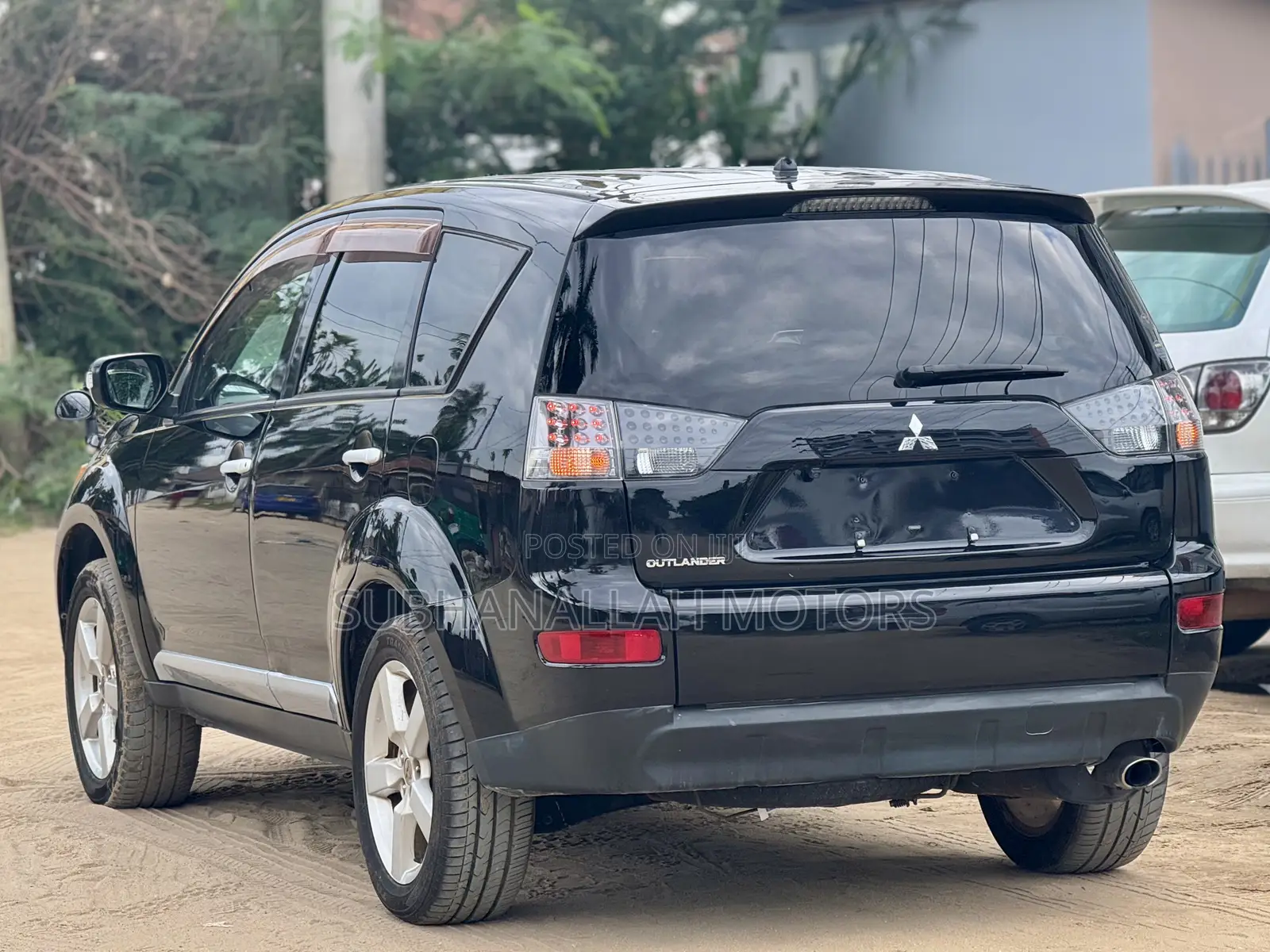 Mitsubishi Outlander 2.4 Automatic 2008 Black