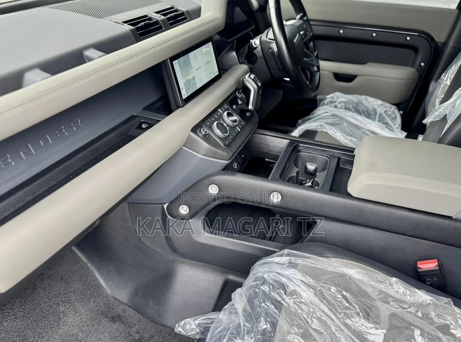 Land Rover Defender 2022 Black