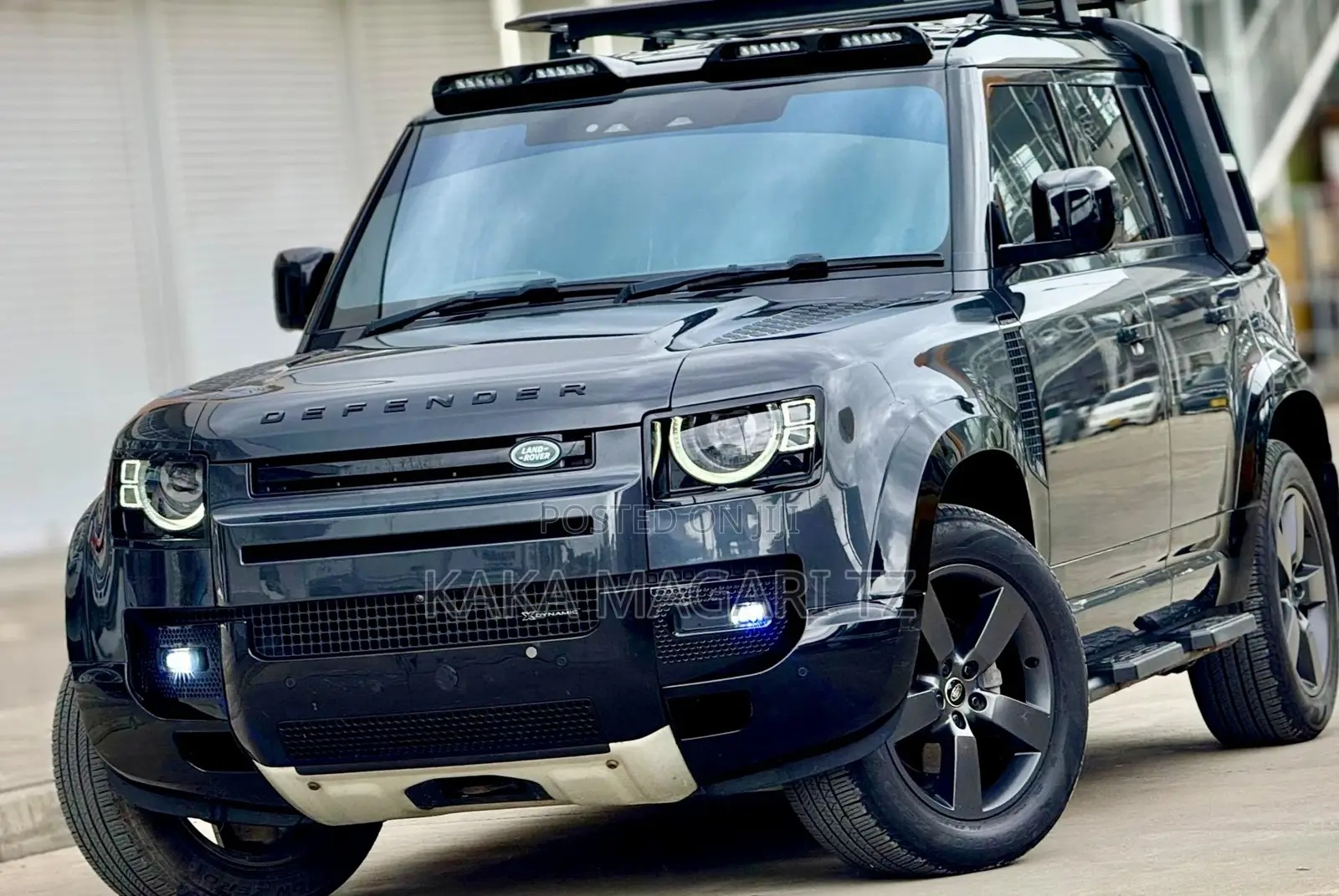 Land Rover Defender 2022 Black