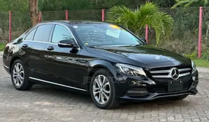 Mercedes-Benz C200 2014 Black