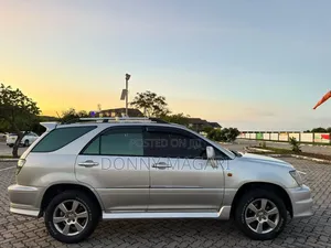 Toyota Harrier 2002 Silver