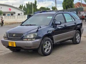 Photo - Toyota Harrier 2001 Blue