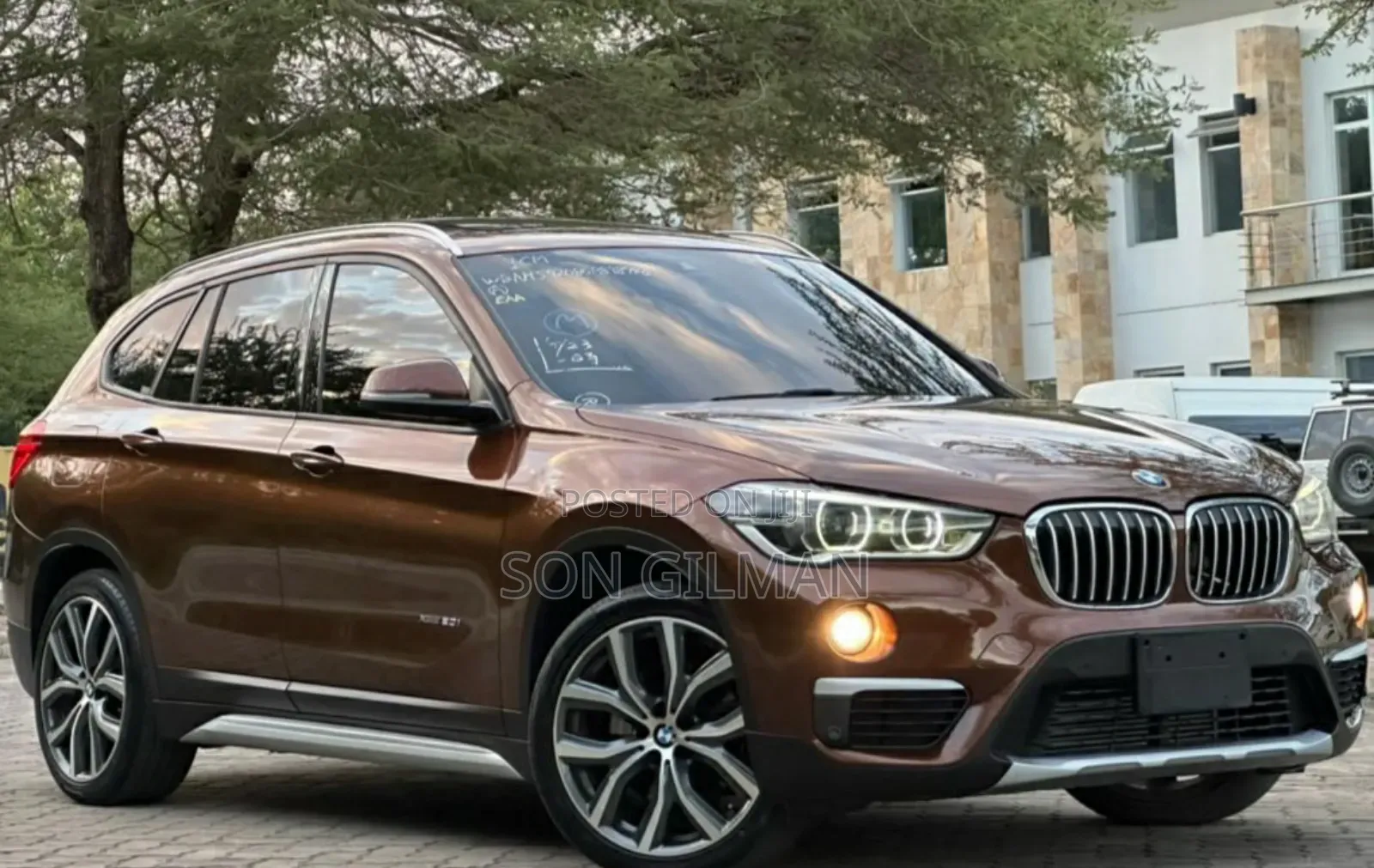 BMW X1 xDrive28i AWD 2016 Brown